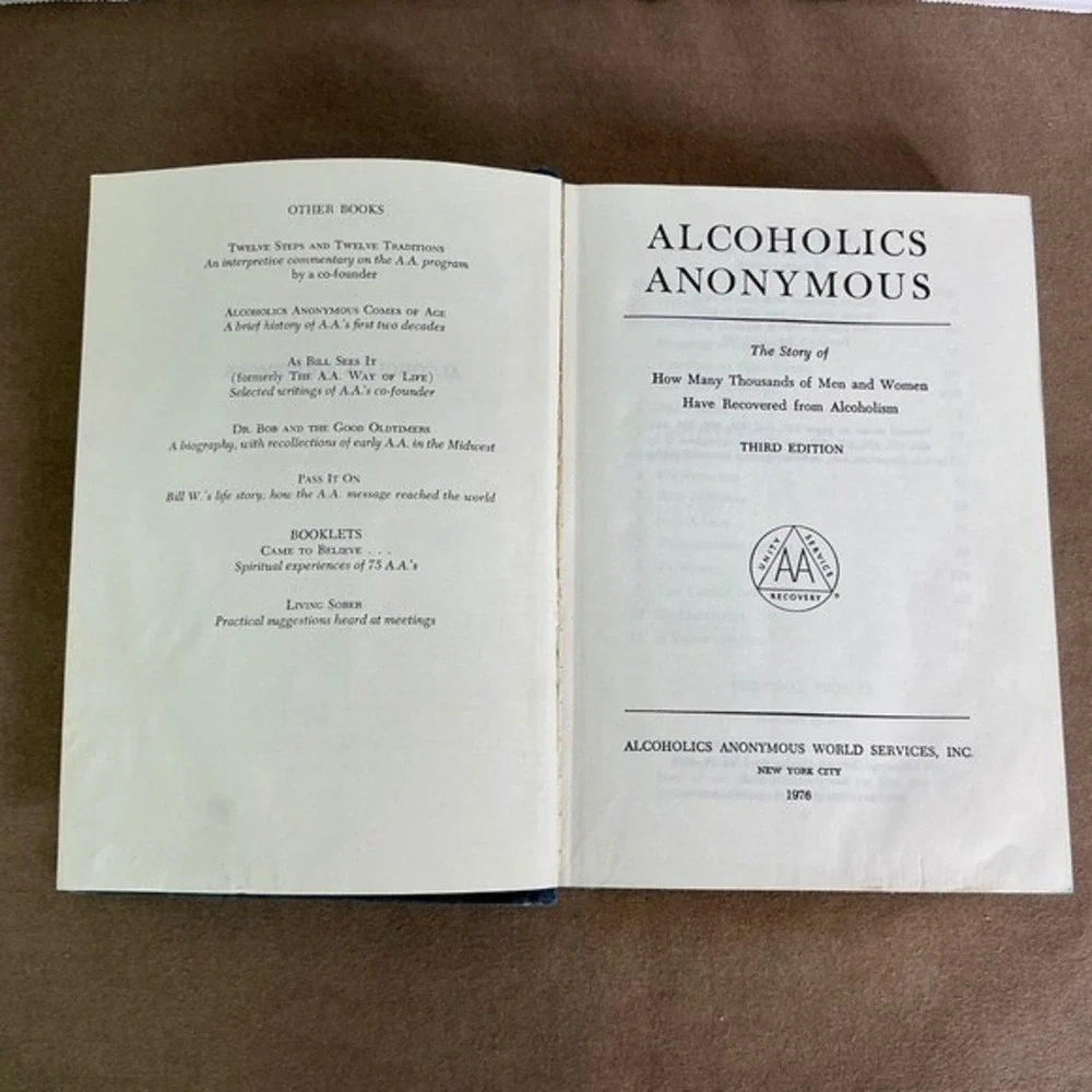 Alcoholics Anonymous Big‎ Book 3rd Edition 20th Printing 1985 Hardcover AA Blue